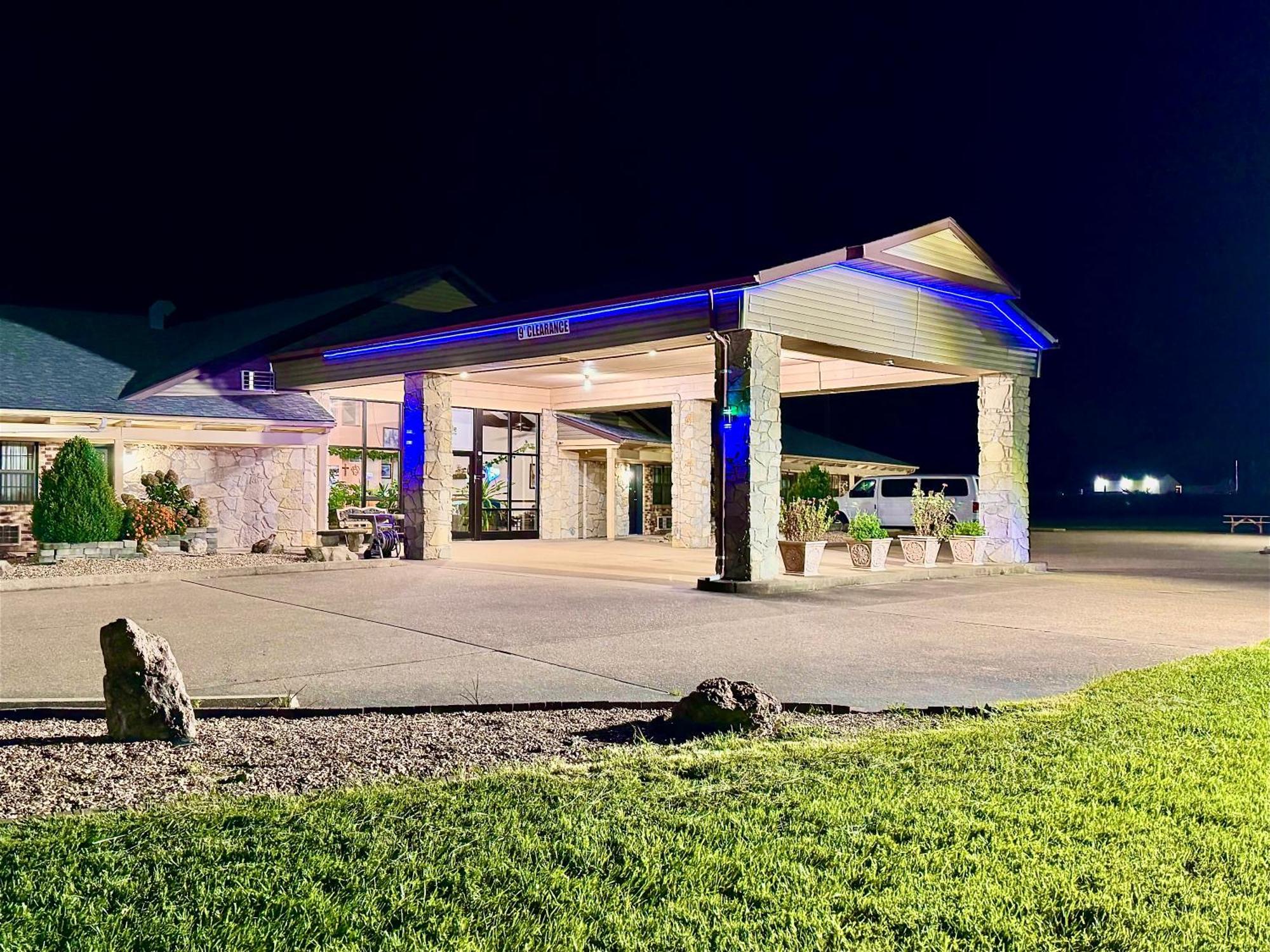 Owensville Inn エクステリア 写真