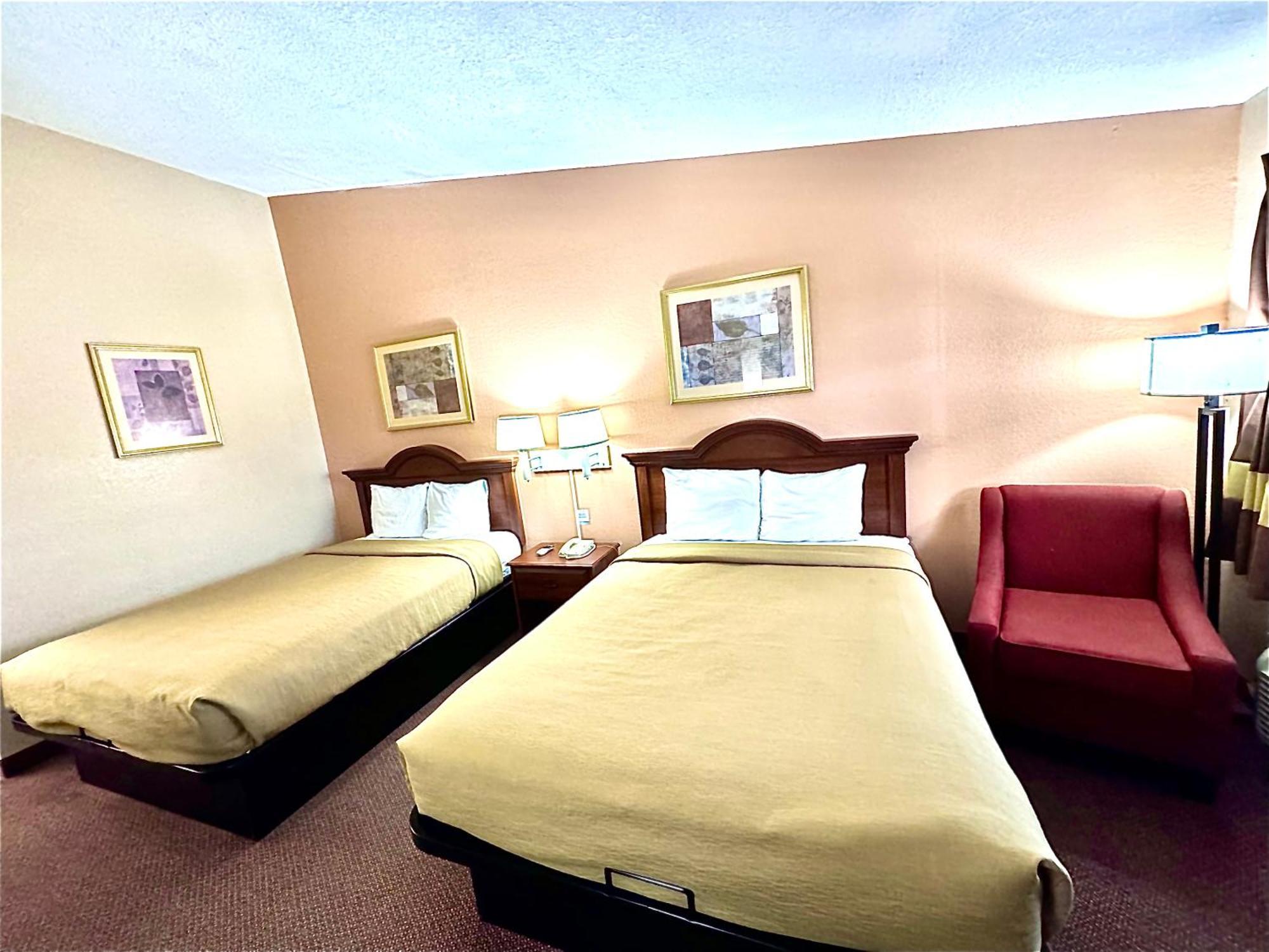 Owensville Inn エクステリア 写真