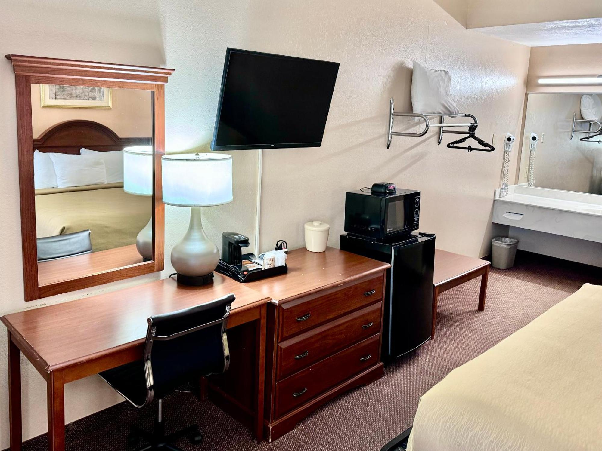 Owensville Inn エクステリア 写真